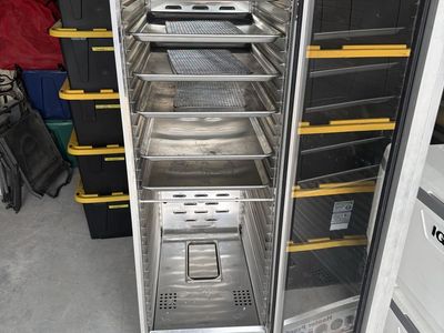 Winholt Heater Proofer Commercial Food Cabinet with Clear Door and Shelves
