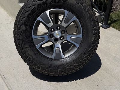Chevy Colorado Canyon Rims and Tires 285/70R17 Falken