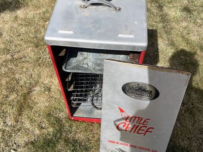 Little chief smoker