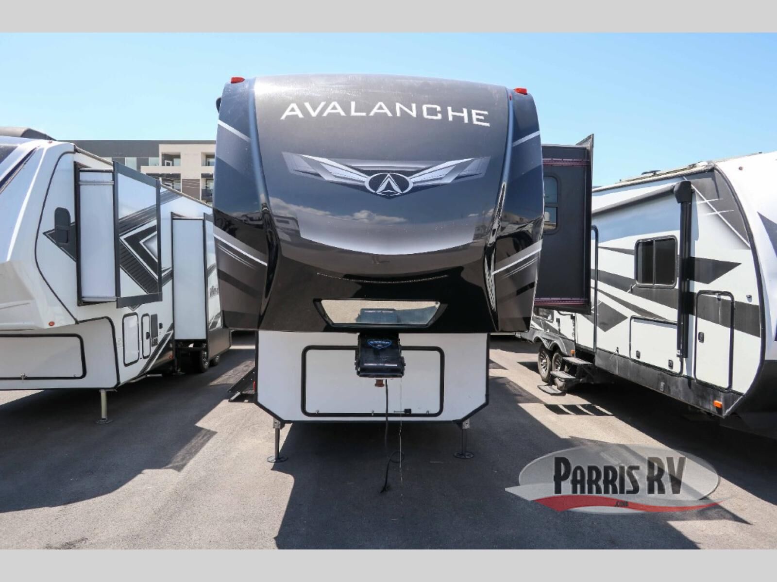 Used 2020 Keystone RV Avalanche 338GK