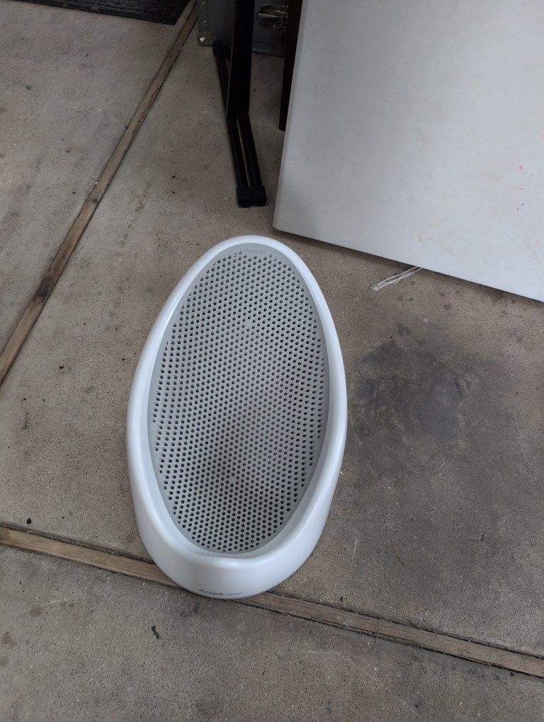 Angel care bath seat