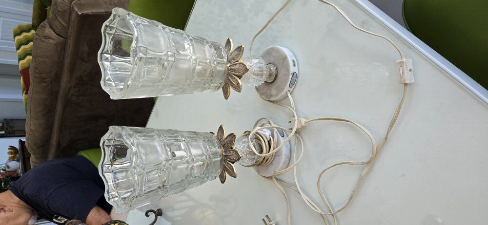 2 working vintage catco Italian cut glass regency