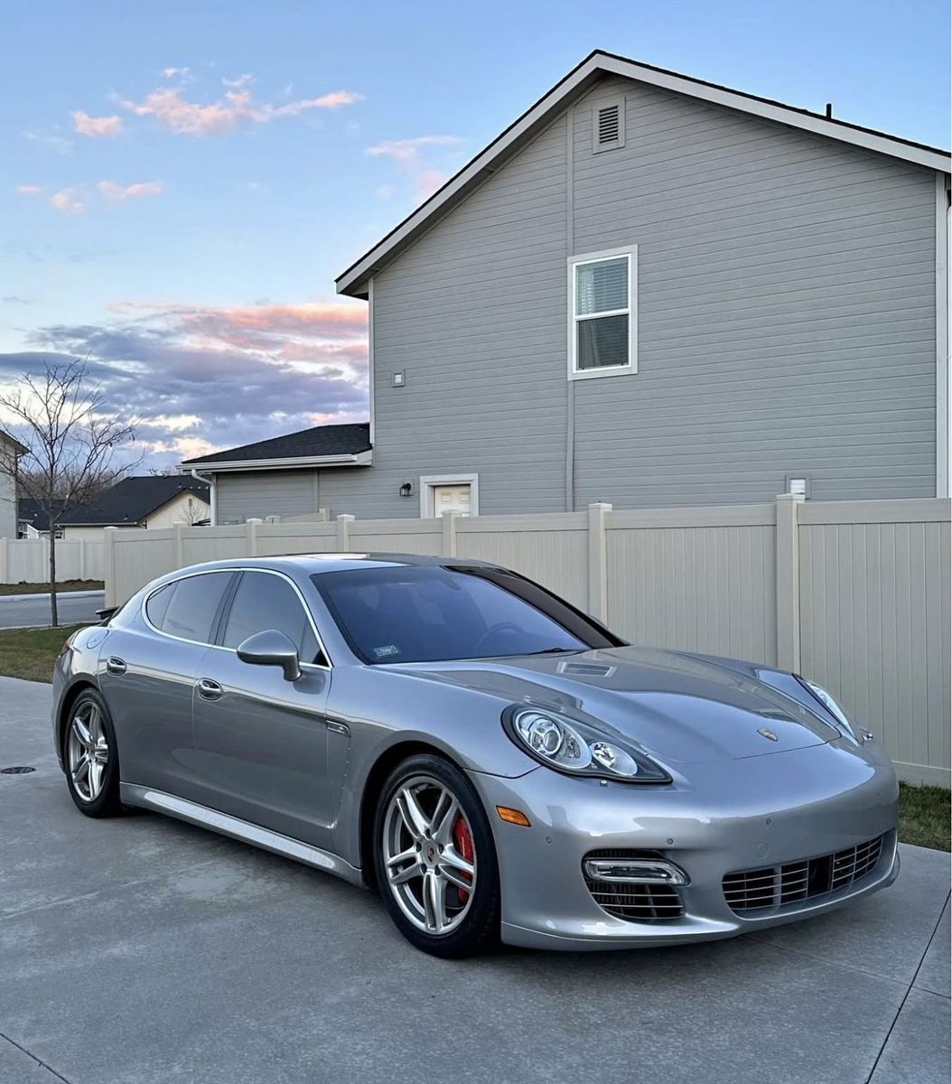 2010 Porsche Panamera Turbo