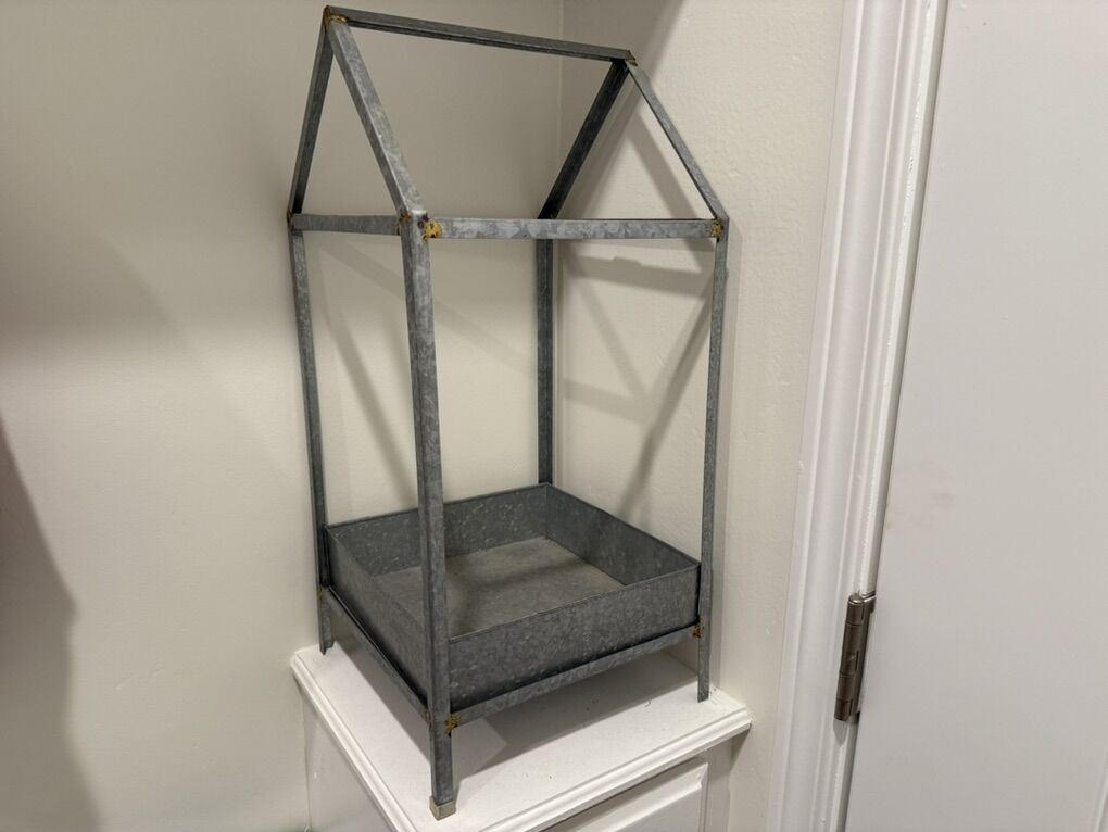 Hearth And Hand Farmhouse Planter