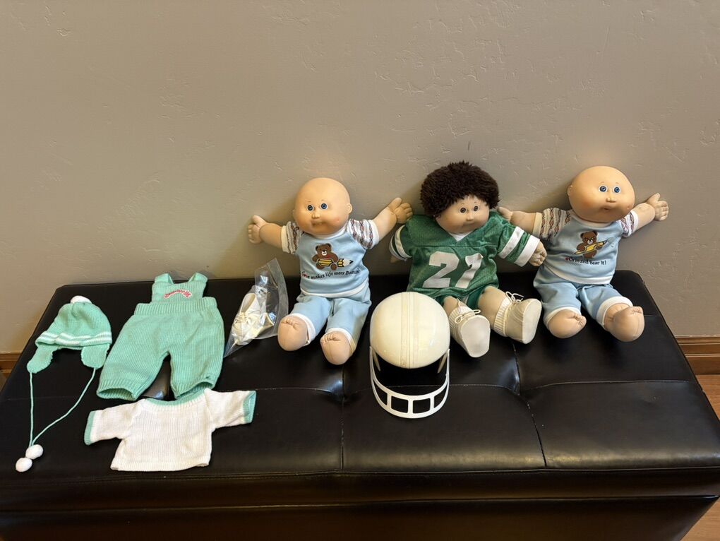 Cabbage Patch Kids and Extra Outfit