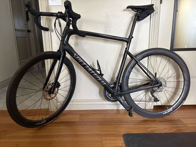 Specialized Tarmac SL6 Sport – 58cm | $2,499