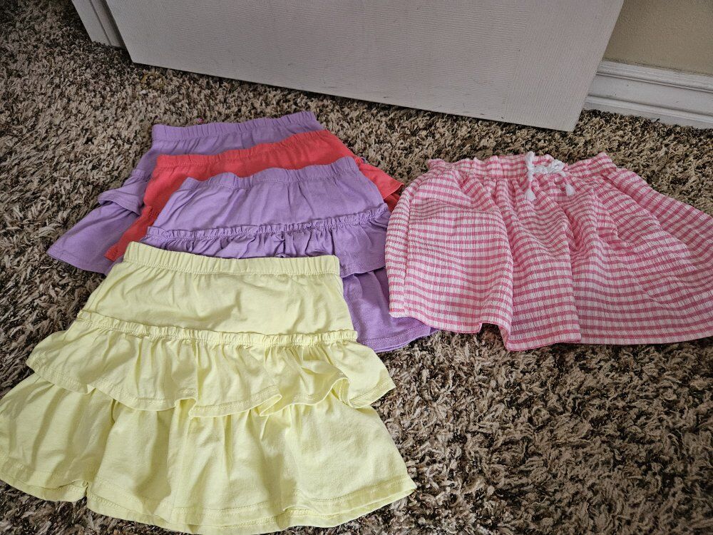 Girl's clothes