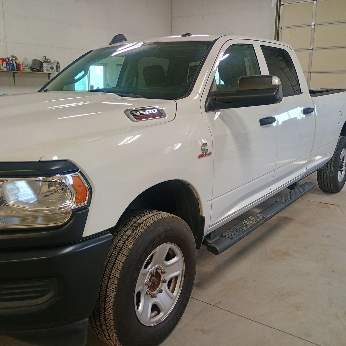 selling a 2019 ram 3500 diesel trim is a tradesman
