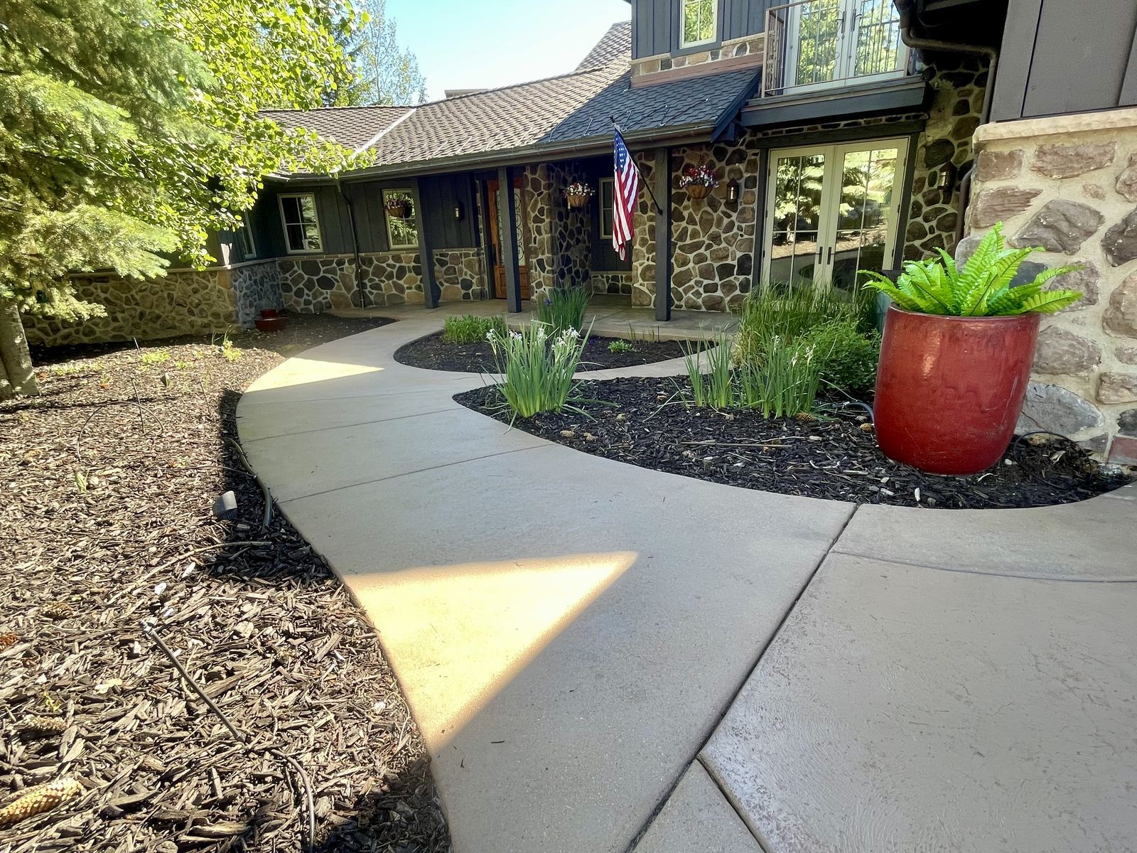 Main image 15