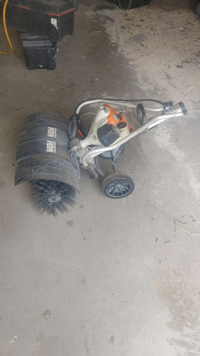 SHITL POWER BROOM
