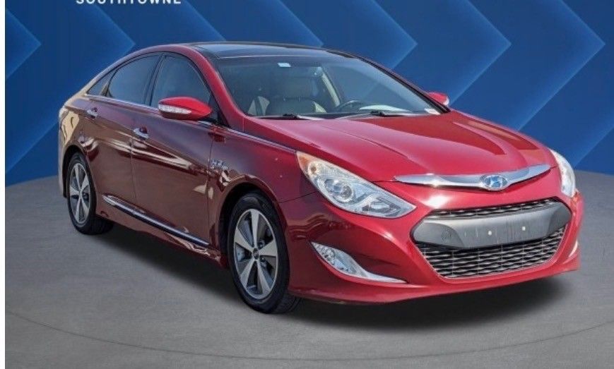 Nice 2011 Hyundai Sonata w/Failing Transmission