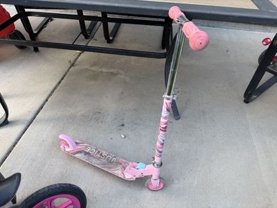 Kids scooter