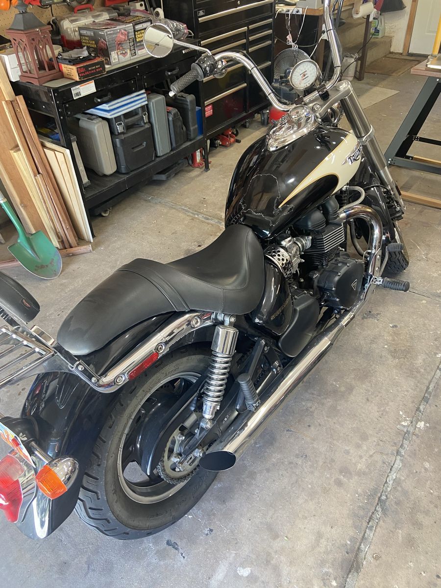 Triumph Speedmaster Cruiser Motorcycle - Black & Cream Two-Tone, Low Mileage