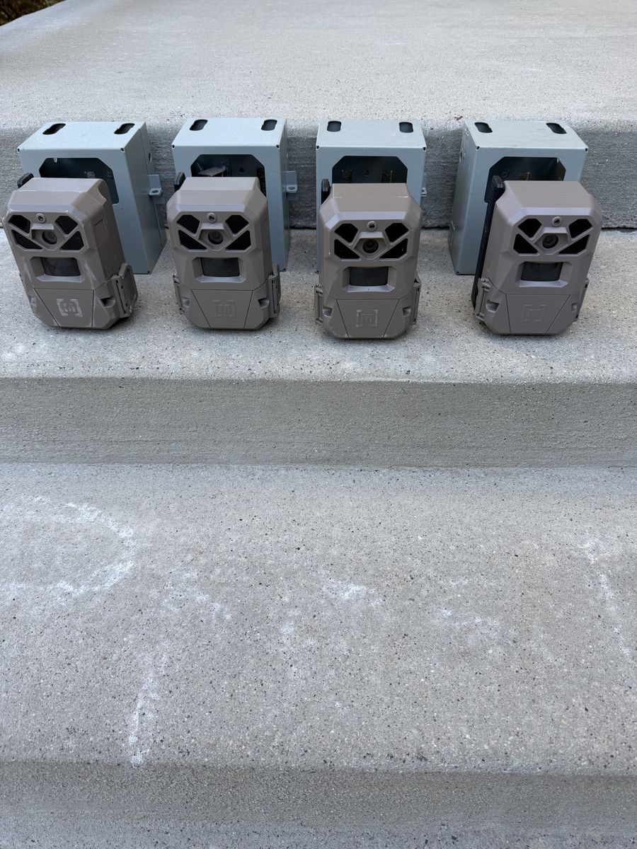 4 Moultrie edge 2 proTrail Cameras with Security Boxes