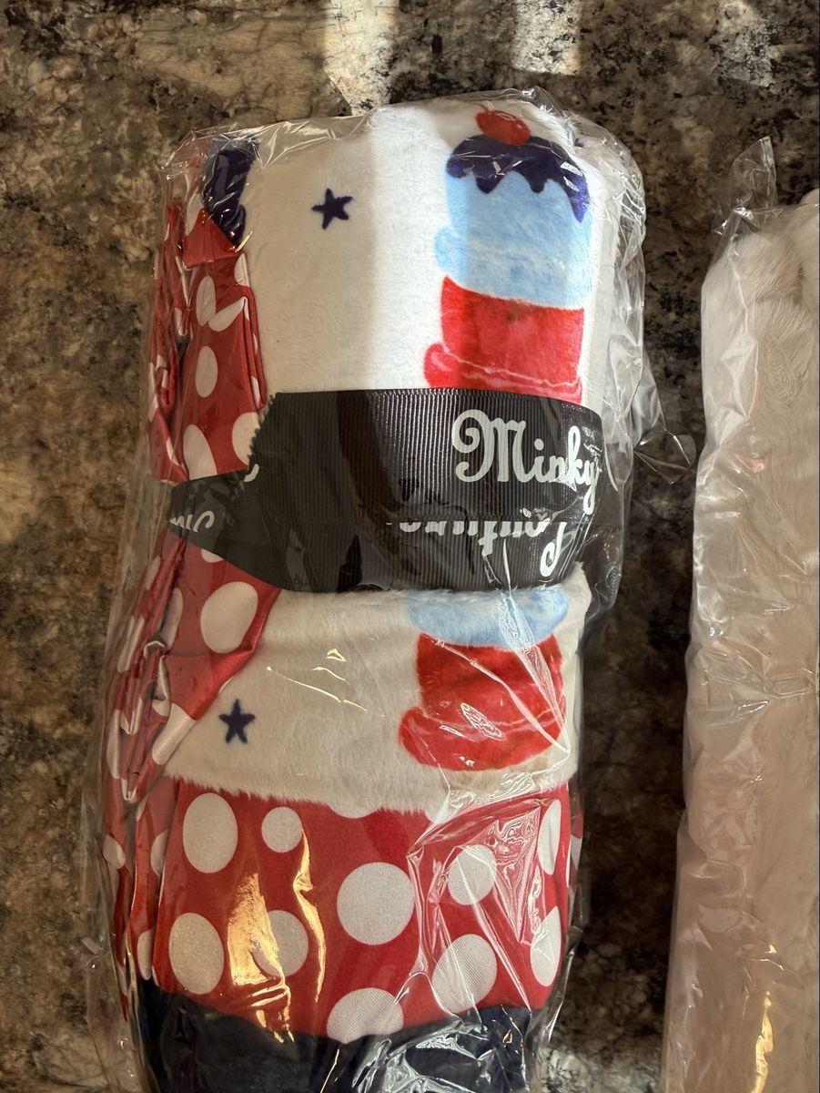 New Minky couture blanket (free scarf)