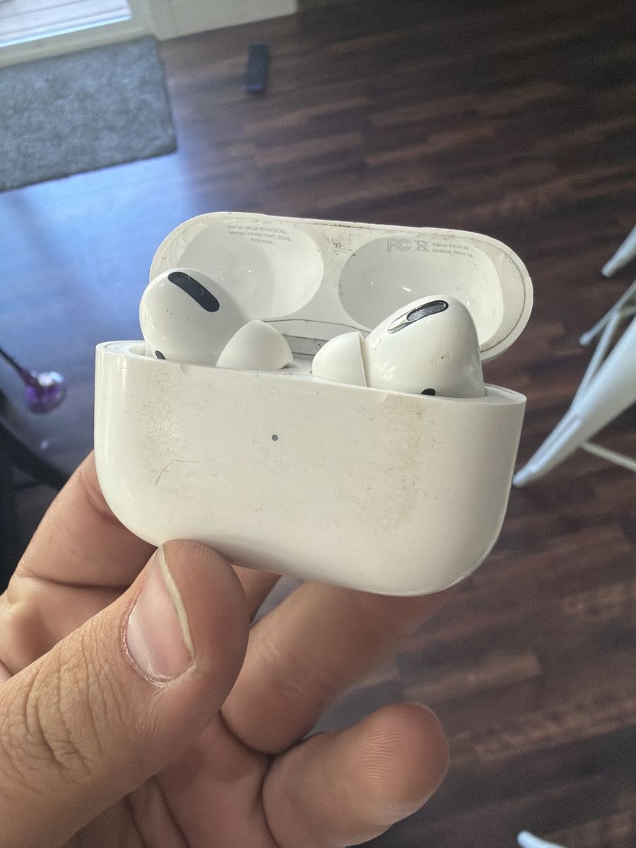 AirPods Pro one