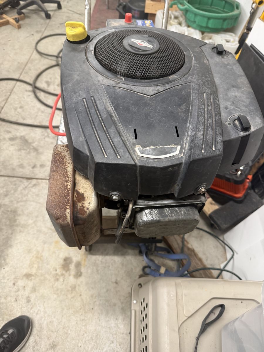 21hp Briggs&stratton Engine