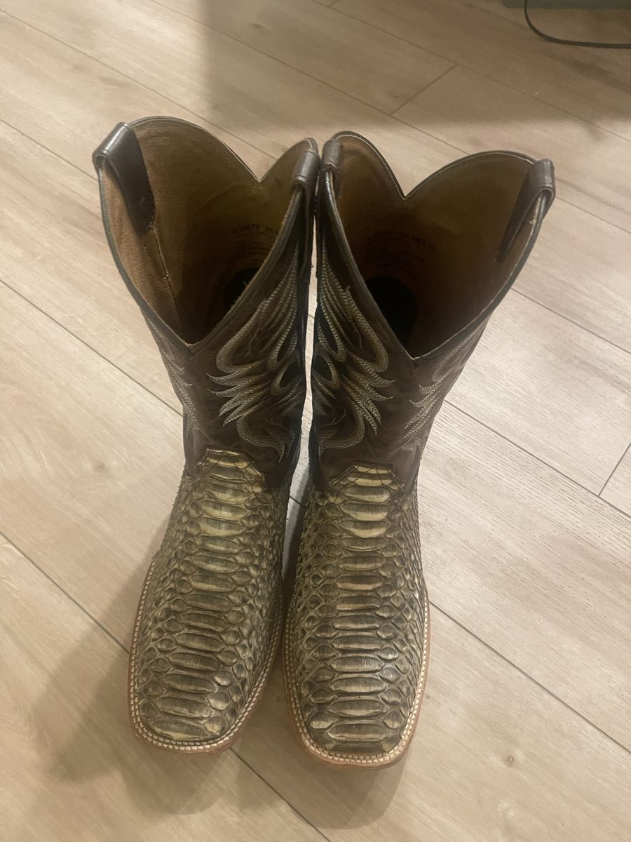 Cody James boots