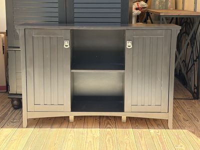 Console tables (2)