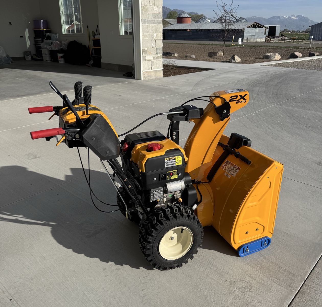 Cub Cadet 2X 30” EFI Snow Blower