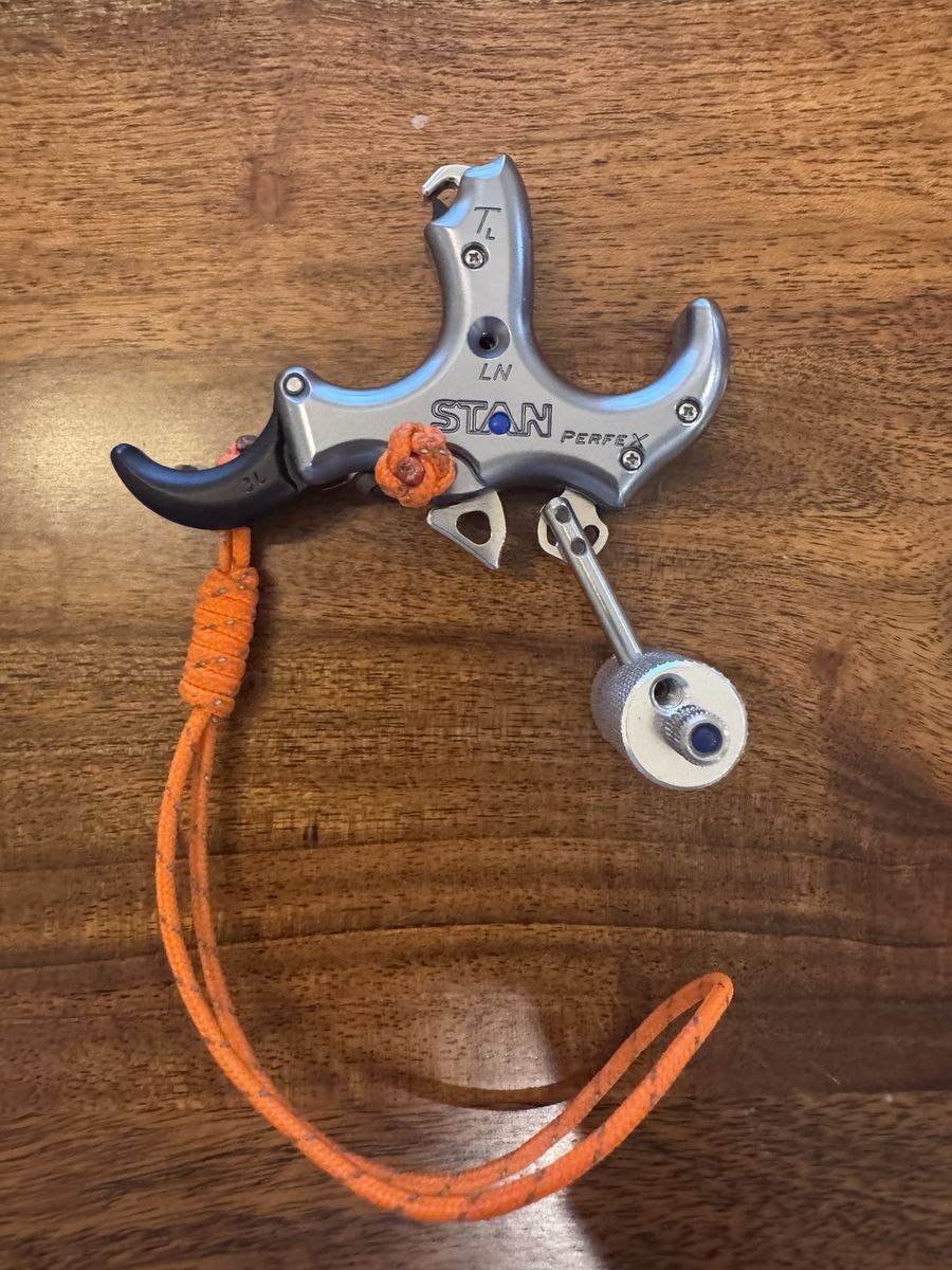 STAN PerFEX Thumb Button Release – Size Large (LN) – Excellent Condition with Extra Accessories