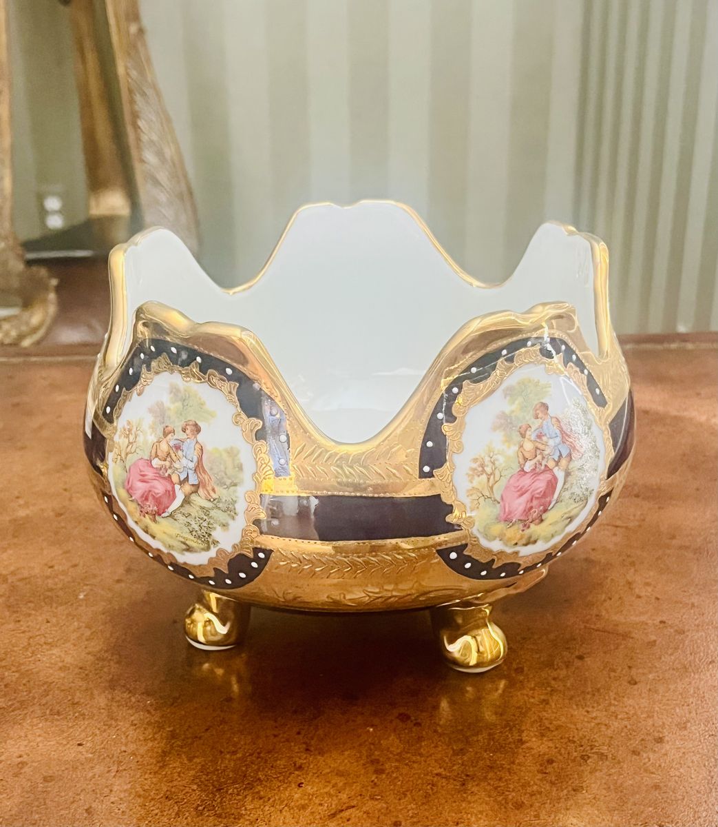 FOOTED PORCELAIN BOWL LIMOGES DESIGN  HIGH QUALITY