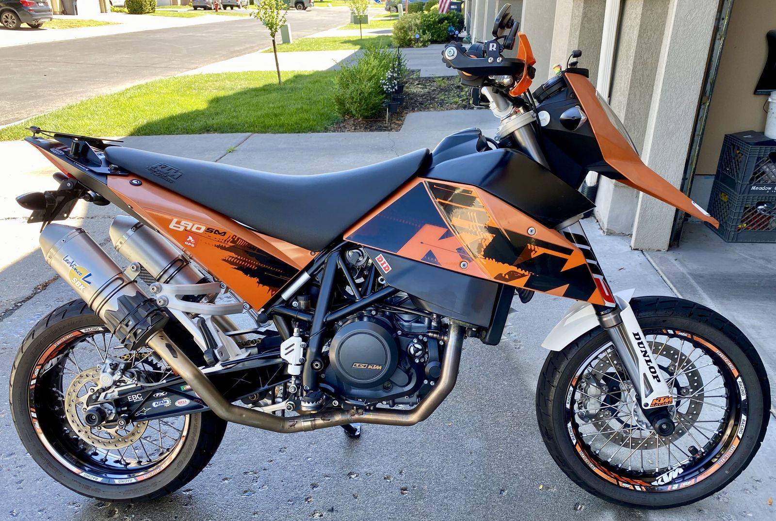 2007 KTM 690 SM "SUPERMOTO"