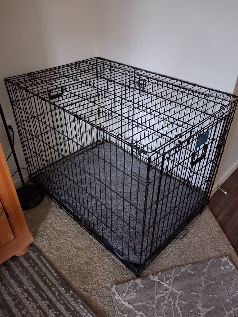 Dog crate