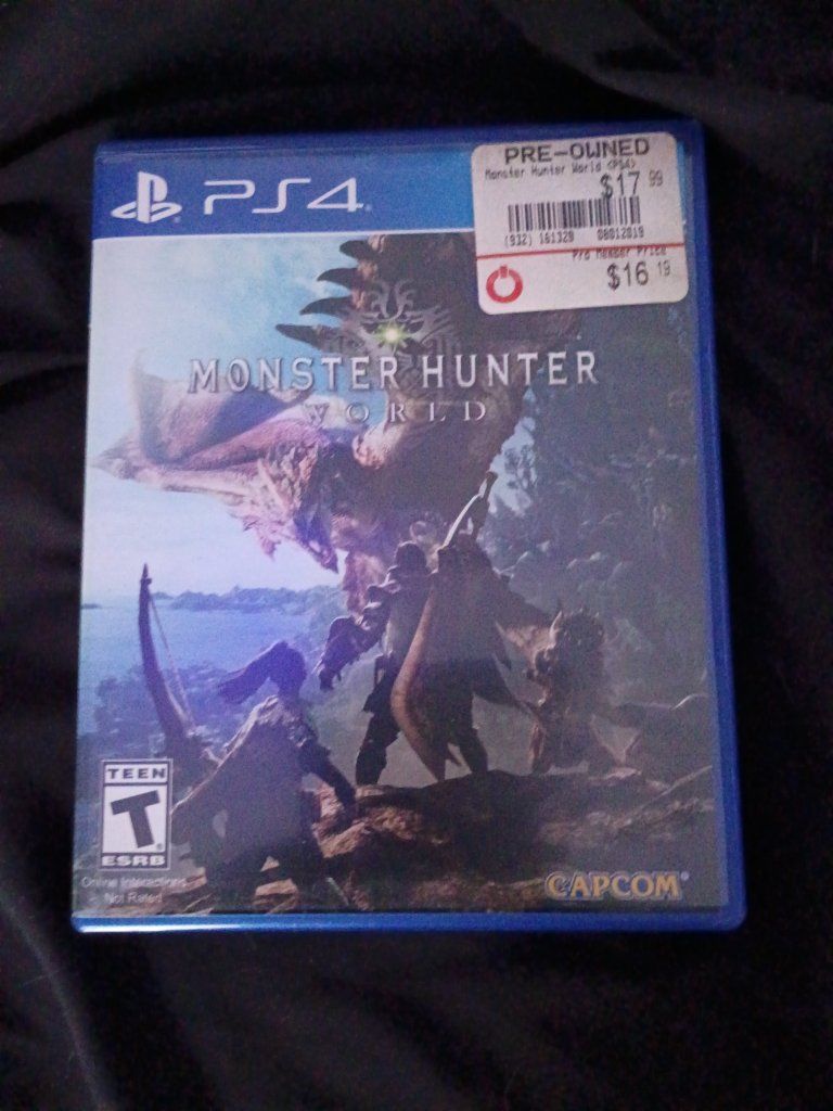 Monster Hunter World PS4 Game Capcom Pre-Owned T-Teen Rated Online Interactions