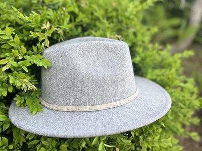 Women’s Grey Fedora Hat | $10 OBO