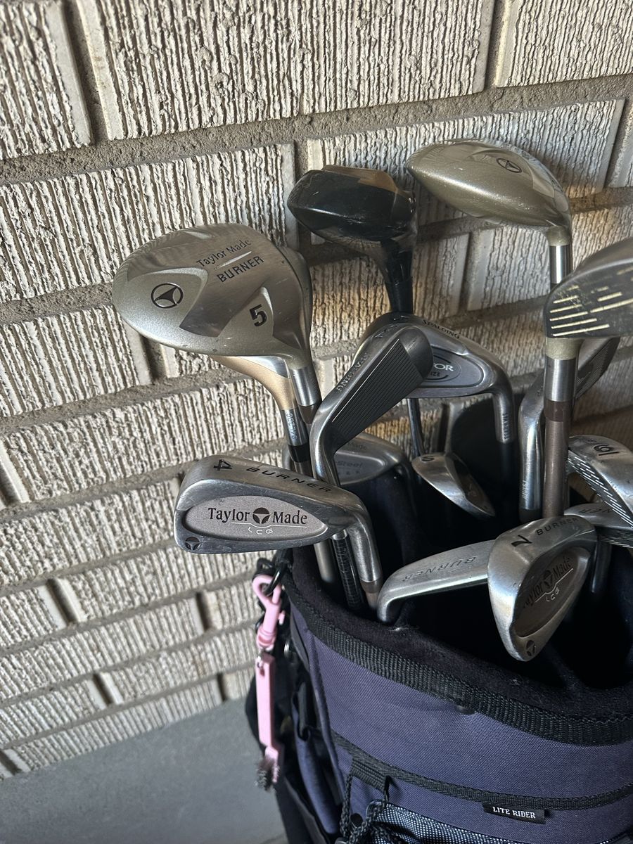TaylorMade Burner Golf Club Set with Lite Rider Bag - Used, Right Handed