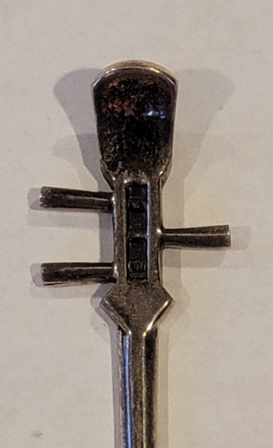 Main image 7