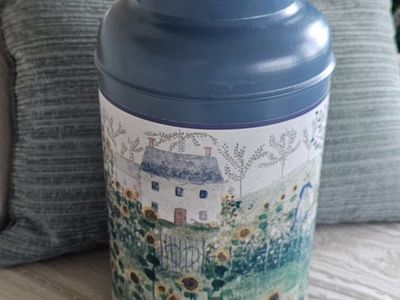Metal Milk Vase Handle 16"T 8" W 6" Opening