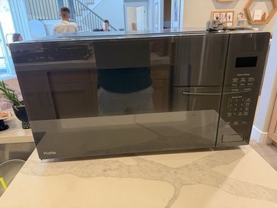 FREE GE profile microwave - does not work