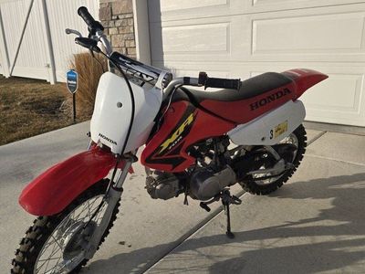 04 Honda XR70 Dirt Bike