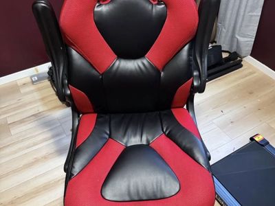 Red & Black Gaming Chair