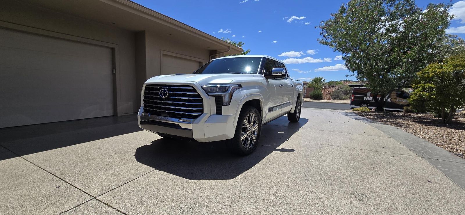 2022 Toyota Tundra Capstone HV