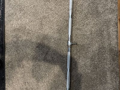 Lat pulldown attachment