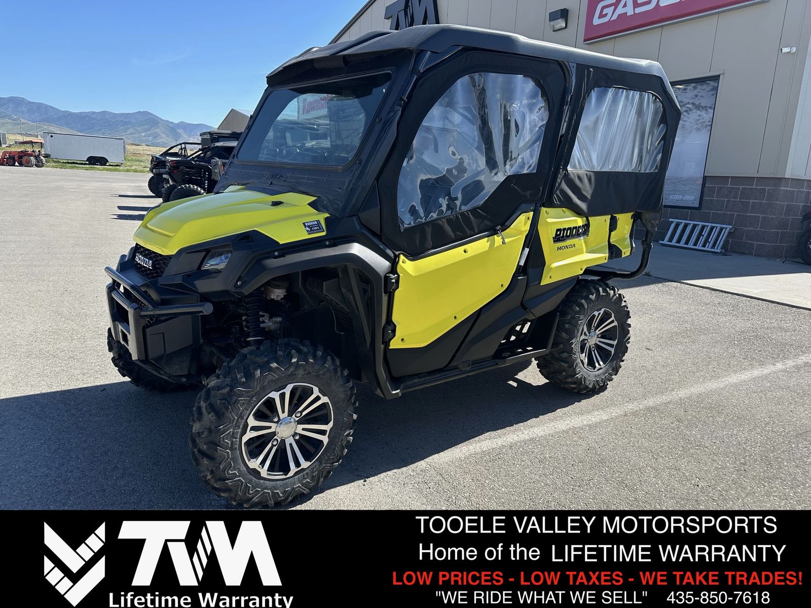 2018 Honda Pioneer 1000-5 Deluxe