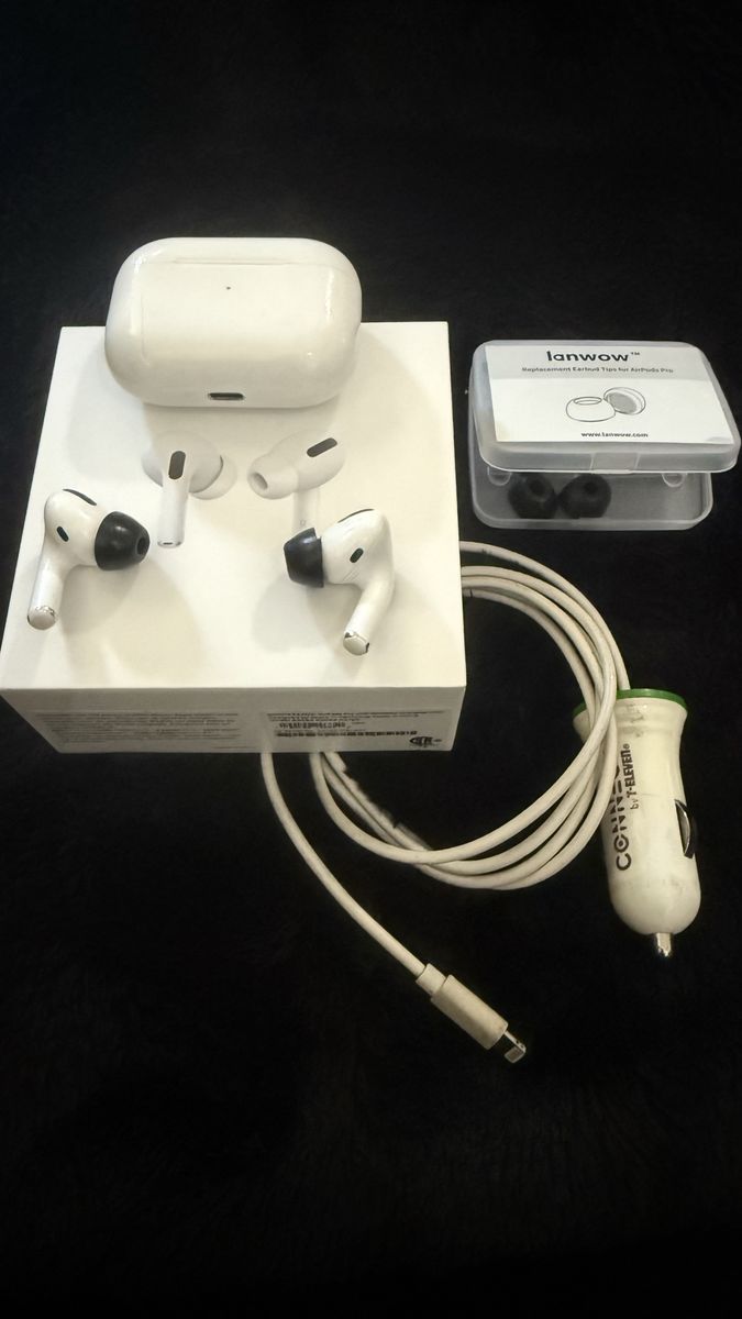 Air Pod Pro 1 With charging cord and extra earbuds