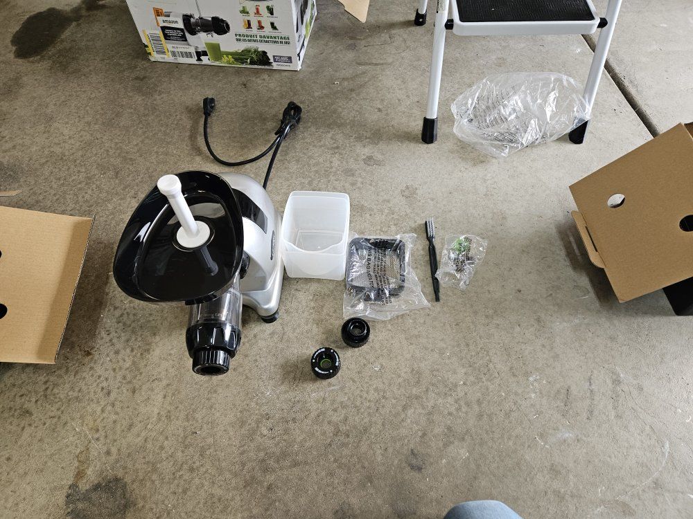 Main image 3