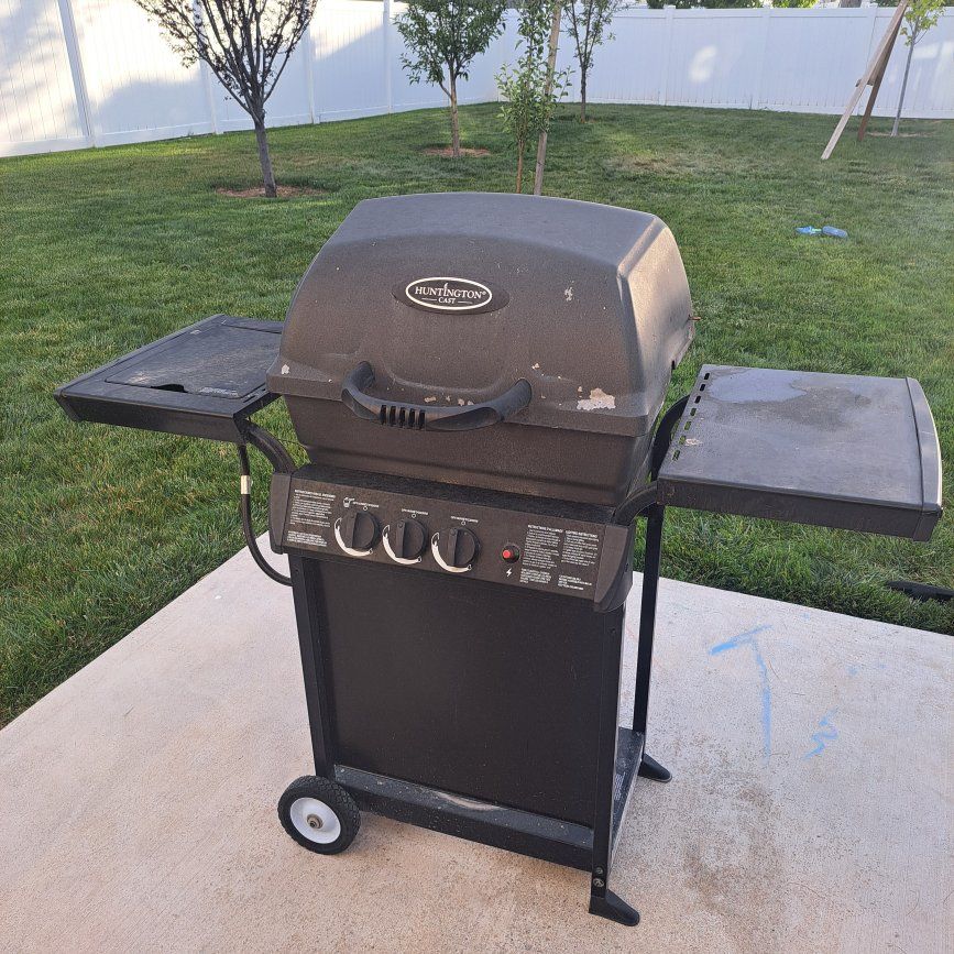 Small 2 burner propane grill