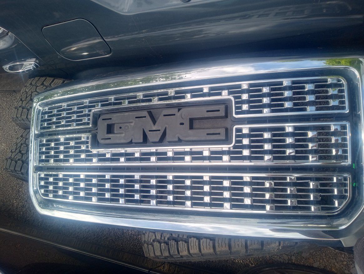 2015 and up brand new Denali grill