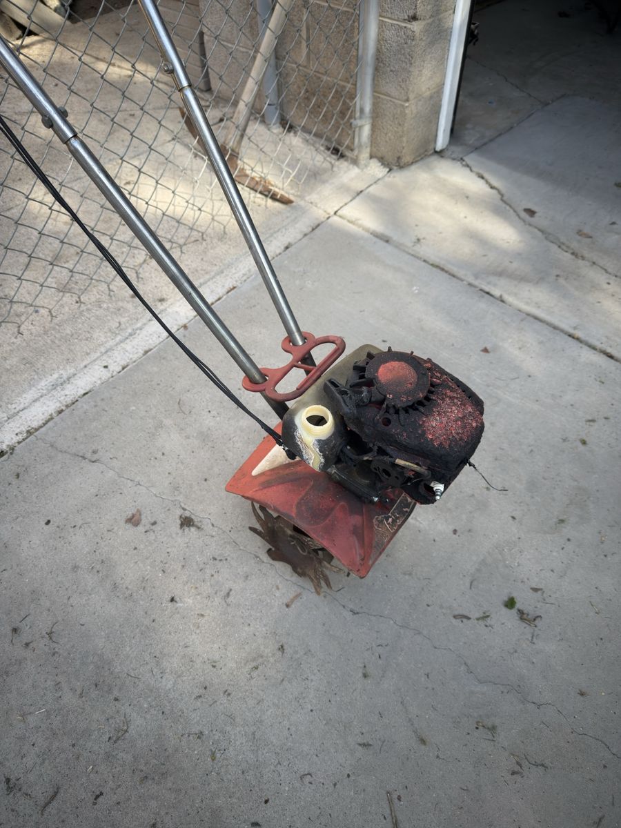 7222 Mantis 2 Stroke Tiller (Not Running)