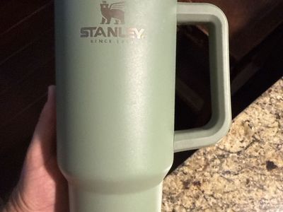 Stanley Adventure Quencher H2.0 FlowState Tumbler, 40 oz, Eucalyptus Green, Handled Travel Mug