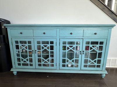 Sideboard buffet cabinet