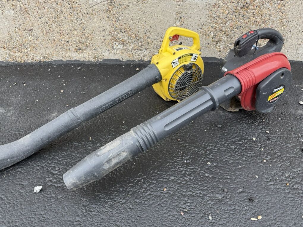 2 Old Leaf Blowers