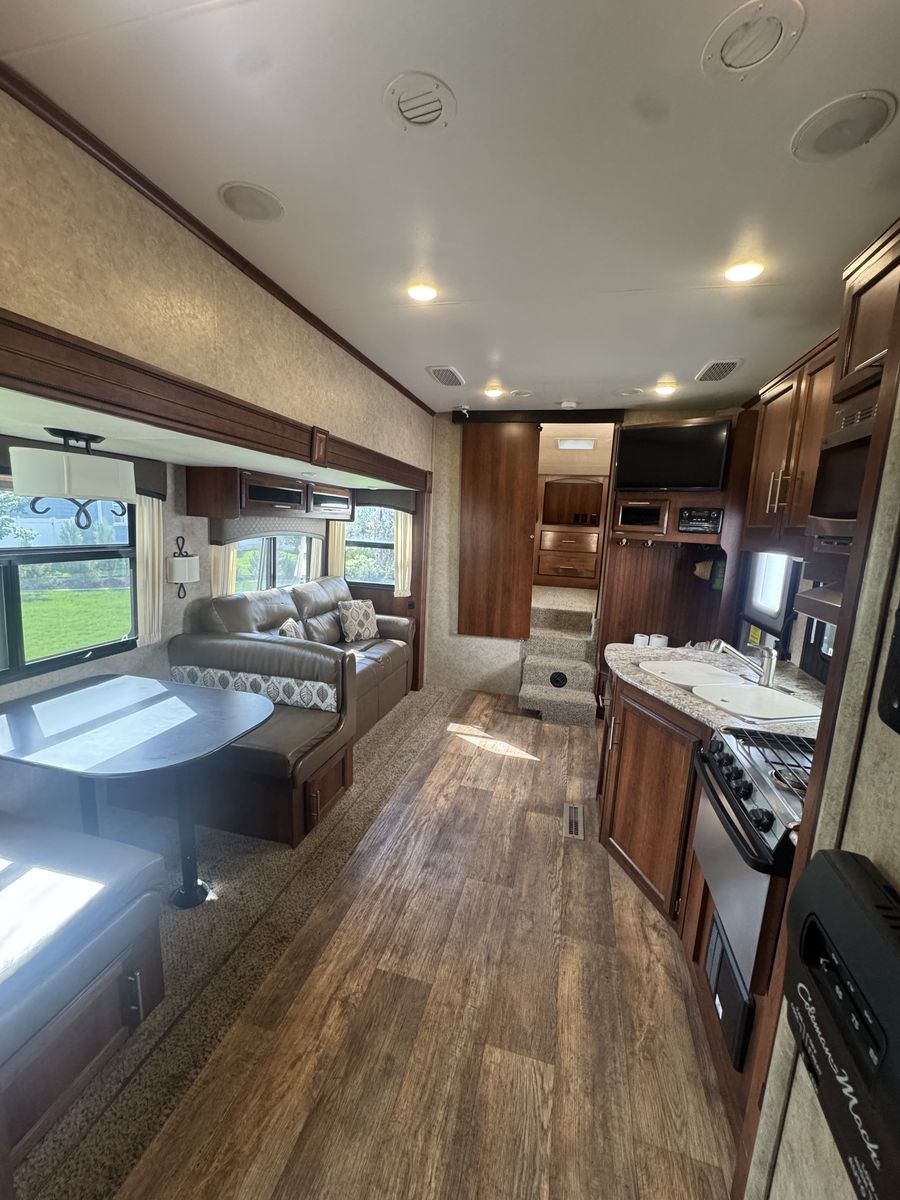 Eagle ET by Jayco 2016