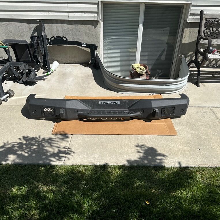 BRAND NEW GO RHINO JEEP WRANGLER JL REAR BUMPER