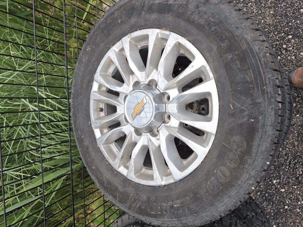 20" Chevrolet Factory wheels & Tires ( 3only )